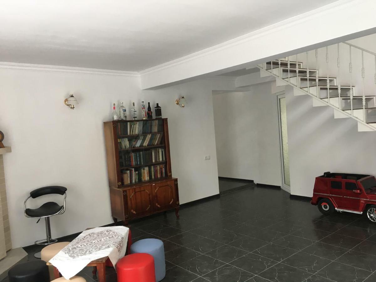 Guest House Maxim Makhinjauri Exterior foto